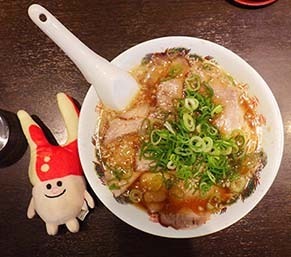 rahmen1901081.jpg